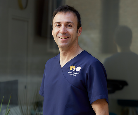 Con paso firme: la profesionalidad en el cuidado del pie en Clínica San Quirce.